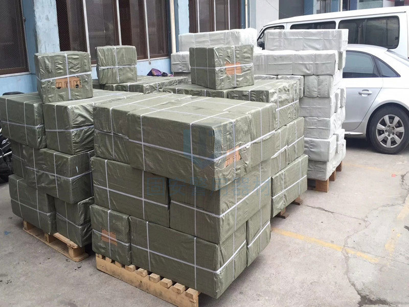 靖江固安發(fā)貨篇—發(fā)往廣州的1000張防暴盾牌順利發(fā)貨！